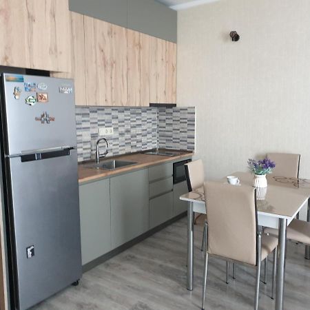 Lia'S Apartment In Orbi Μπατούμι Εξωτερικό φωτογραφία
