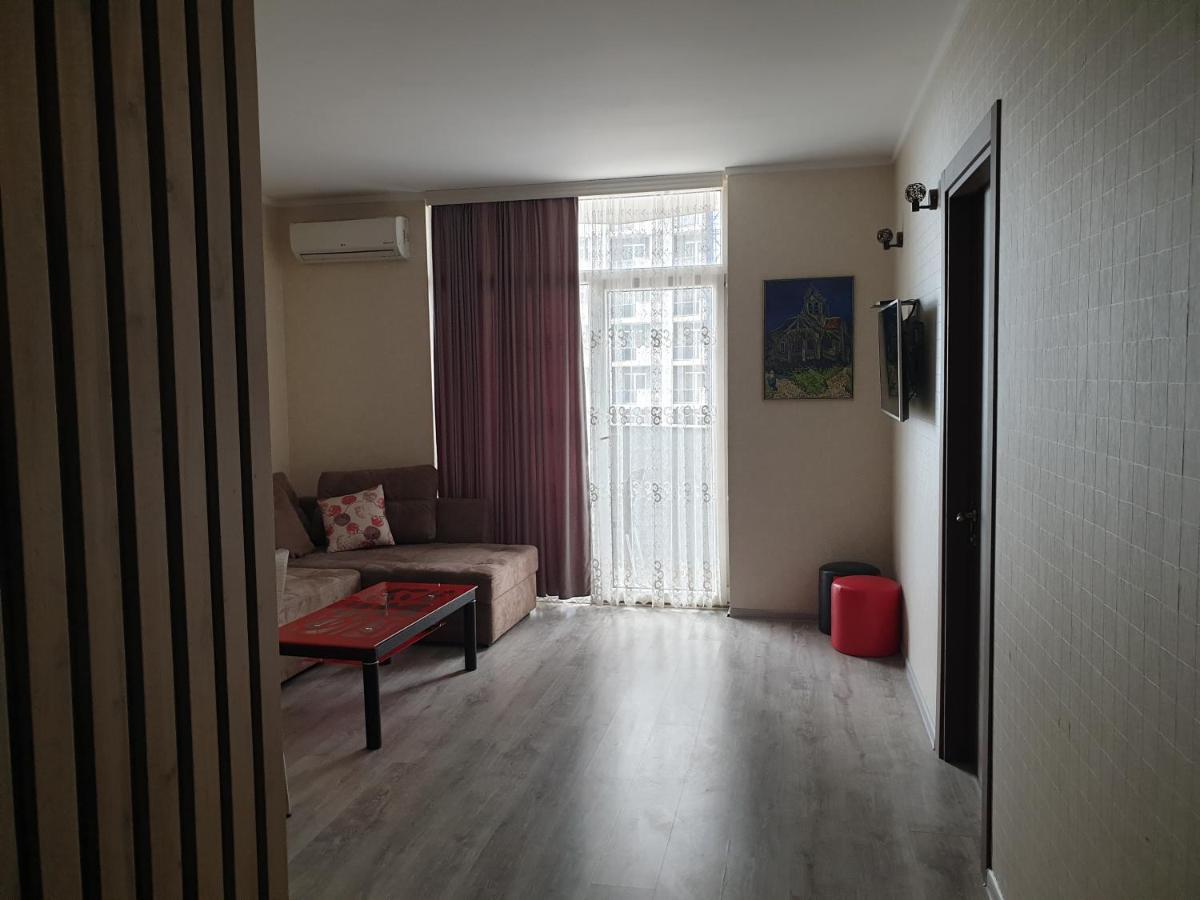 Lia'S Apartment In Orbi Μπατούμι Εξωτερικό φωτογραφία